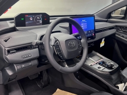 Toyota C-HR XSE AWD (Natl) 2026