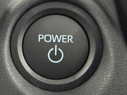 Toyota C-HR SE AWD (Natl) 2026