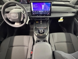 Toyota C-HR SE AWD (Natl) 2026