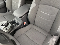 Toyota C-HR SE AWD (Natl) 2026
