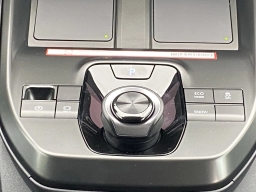 Toyota C-HR SE AWD (Natl) 2026