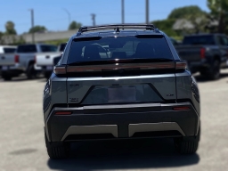 Toyota C-HR XSE AWD (Natl) 2026
