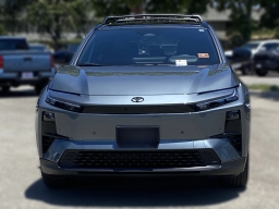 Toyota C-HR XSE AWD (Natl) 2026