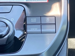 Toyota C-HR XSE AWD (Natl) 2026