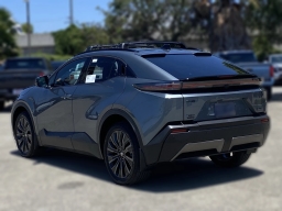 Toyota C-HR XSE AWD (Natl) 2026