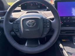 Toyota C-HR SE AWD (Natl) 2026