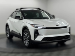 Toyota C-HR XSE AWD (Natl) 2026