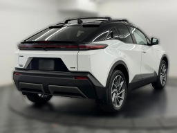 Toyota C-HR XSE AWD (Natl) 2026