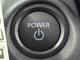 Toyota C-HR XSE AWD (Natl) 2026