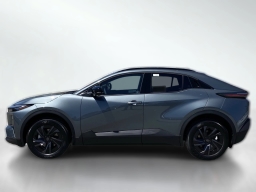Toyota C-HR SE AWD (Natl) 2026