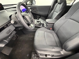 Toyota C-HR XSE AWD (Natl) 2026
