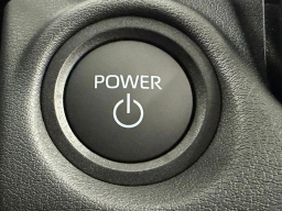 Toyota C-HR XSE AWD (Natl) 2026