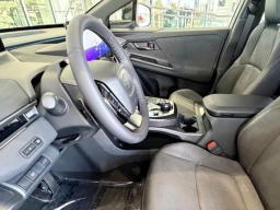 Toyota C-HR XSE AWD (Natl) 2026