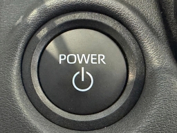Toyota C-HR XSE AWD (Natl) 2026