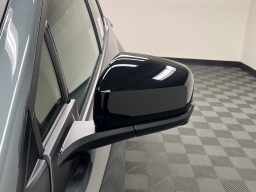 Toyota C-HR XSE AWD (Natl) 2026