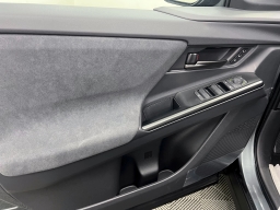 Toyota C-HR XSE AWD (Natl) 2026