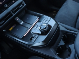 Toyota C-HR XSE AWD (Natl) 2026