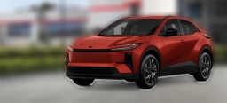 Toyota C-HR SE AWD (Natl) 2026