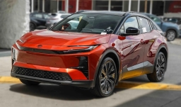 Toyota C-HR XSE AWD (Natl) 2026