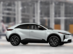 Toyota C-HR SE AWD (Natl) 2026