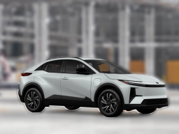 Toyota C-HR SE AWD (Natl) 2026