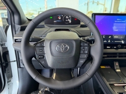 Toyota C-HR XSE AWD (Natl) 2026