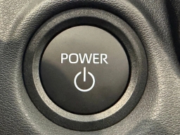 Toyota C-HR XSE AWD (Natl) 2026