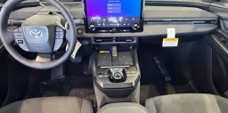 Toyota C-HR XSE AWD (Natl) 2026