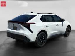 Toyota bZ XLE Plus FWD (Natl) 2026