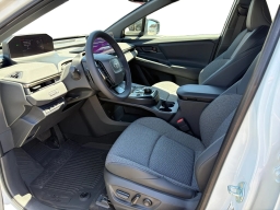 Toyota bZ XLE Plus FWD (Natl) 2026