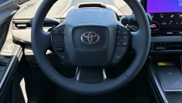 Toyota bZ XLE Plus FWD (Natl) 2026