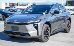 Toyota bZ XLE Plus FWD (Natl) 2026