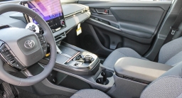 Toyota bZ XLE Plus FWD (Natl) 2026