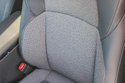 Toyota bZ XLE Plus FWD (Natl) 2026