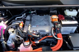 Toyota bZ XLE Plus FWD (Natl) 2026