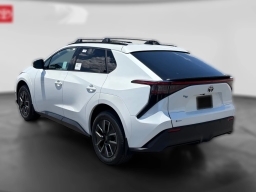 Toyota bZ Limited FWD (Natl) 2026