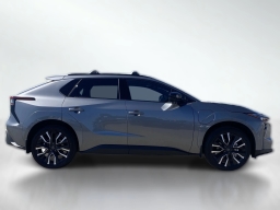 Toyota bZ Limited FWD (Natl) 2026