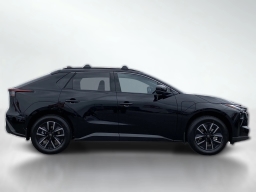 Toyota bZ XLE Plus FWD (Natl) 2026