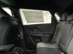 Toyota bZ XLE Plus FWD (Natl) 2026