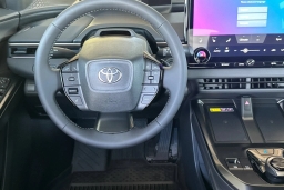 Toyota bZ XLE Plus FWD (GS) 2026