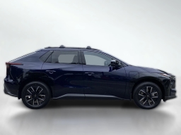 Toyota bZ XLE Plus FWD (Natl) 2026