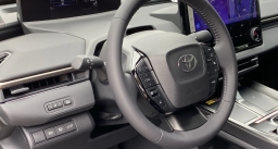 Toyota bZ XLE Plus FWD (Natl) 2026