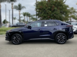 Toyota bZ XLE Plus FWD (Natl) 2026