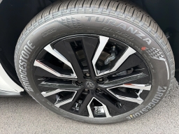 Toyota bZ Limited AWD (Natl) 2026