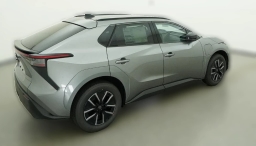 Toyota bZ XLE AWD (Natl) 2026