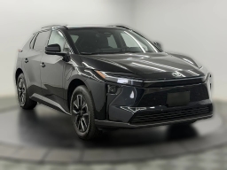 Toyota bZ XLE AWD (Natl) 2026
