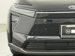 Toyota bZ XLE AWD (Natl) 2026