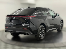 Toyota bZ XLE AWD (Natl) 2026
