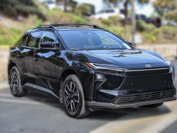 Toyota bZ XLE AWD (Natl) 2026