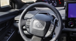 Toyota bZ XLE AWD (Natl) 2026